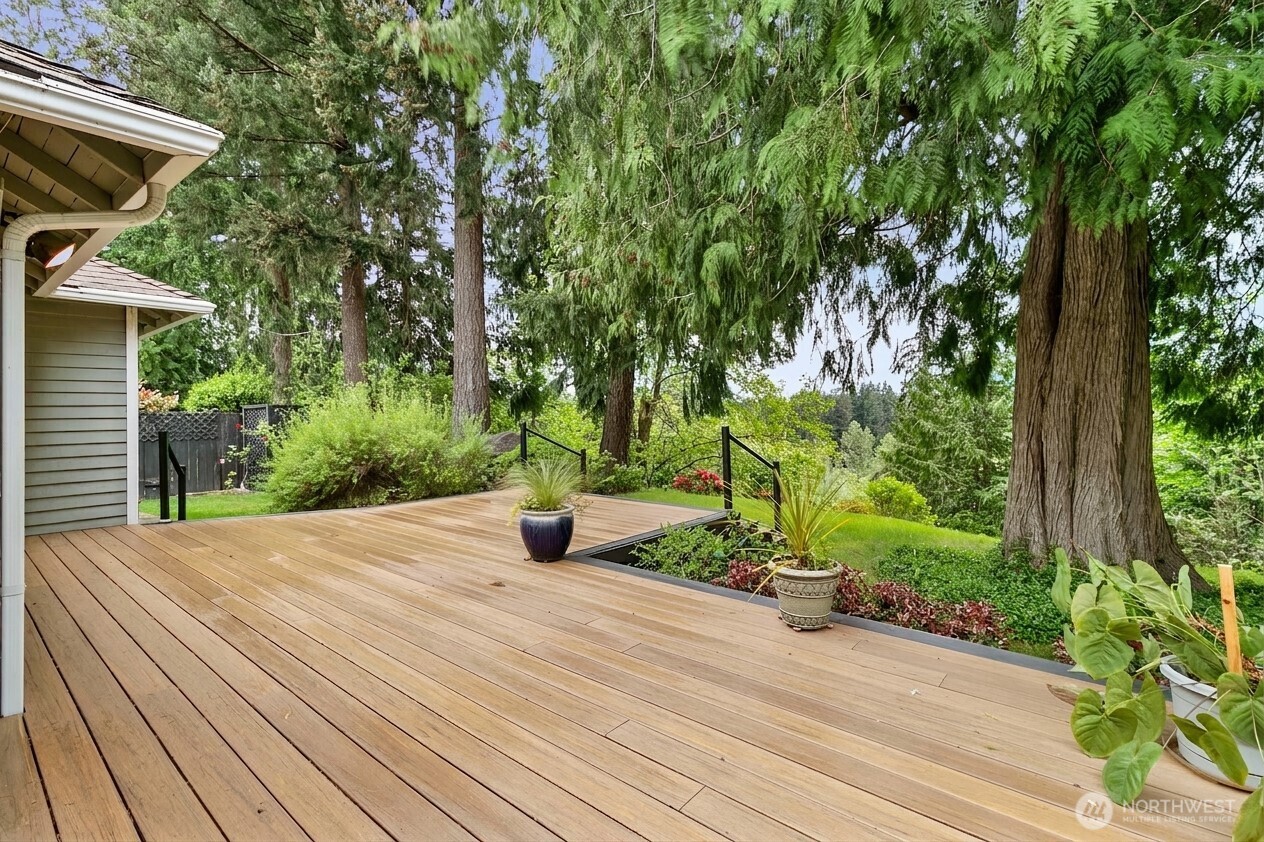 25242 Lake Wilderness Country Club Drive SE Maple Valley WA 98038