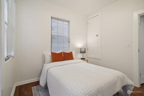 6023 28th Avenue NE Seattle WA 98115