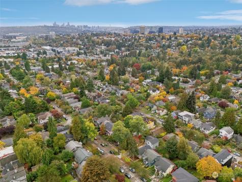 6023 28th Avenue NE Seattle WA 98115