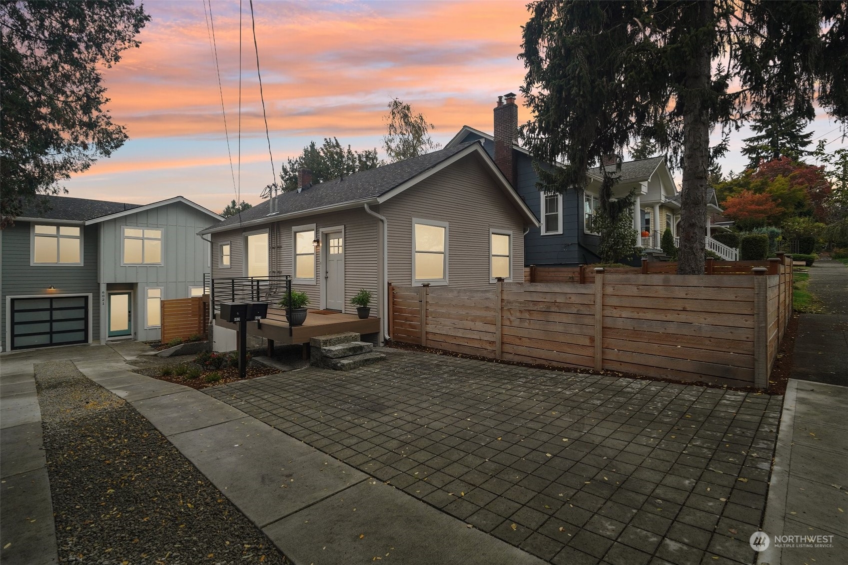 6023 28th Avenue NE Seattle WA 98115