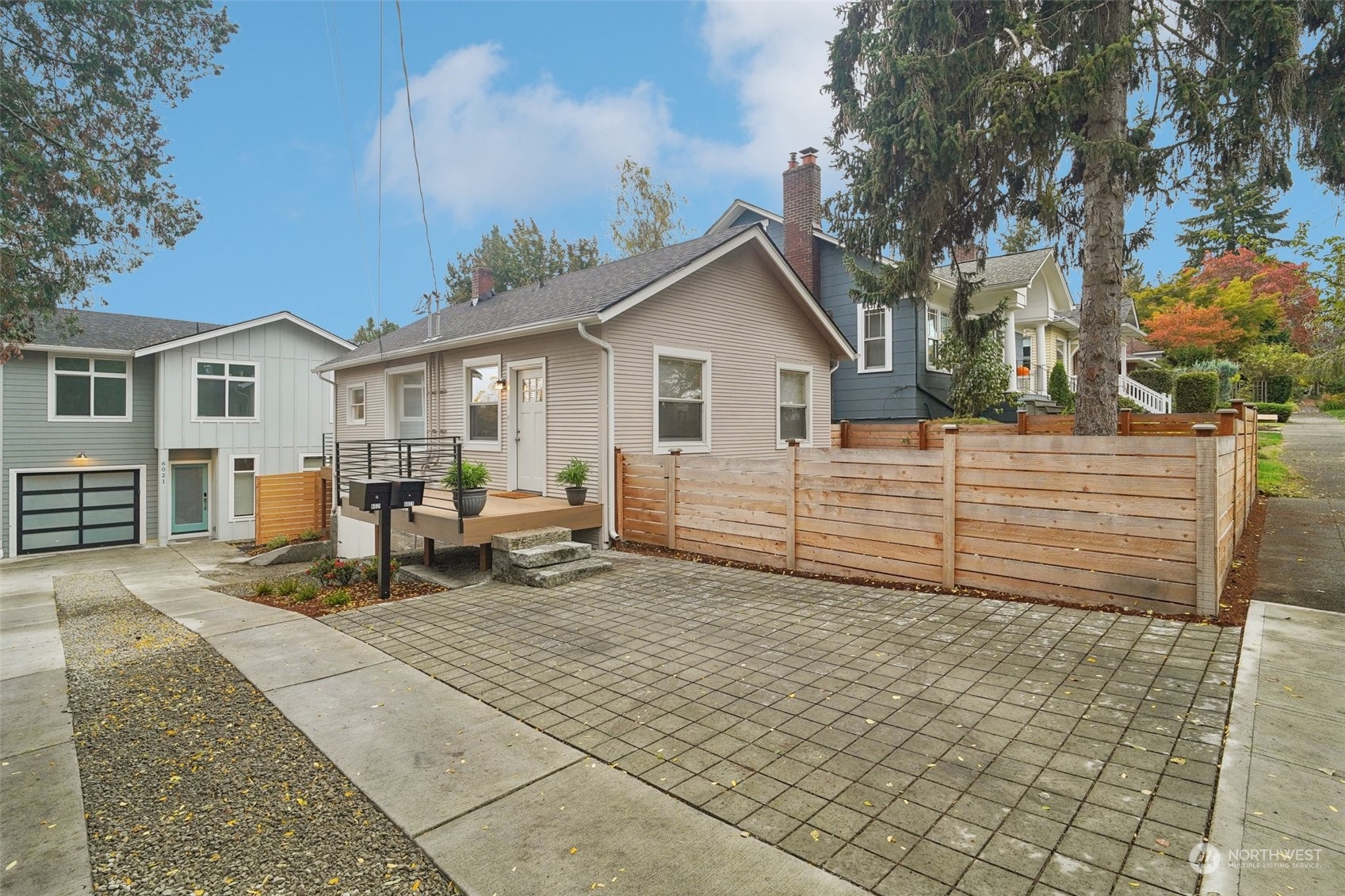 6023 28th Avenue NE Seattle WA 98115