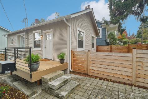6023 28th Avenue NE Seattle WA 98115