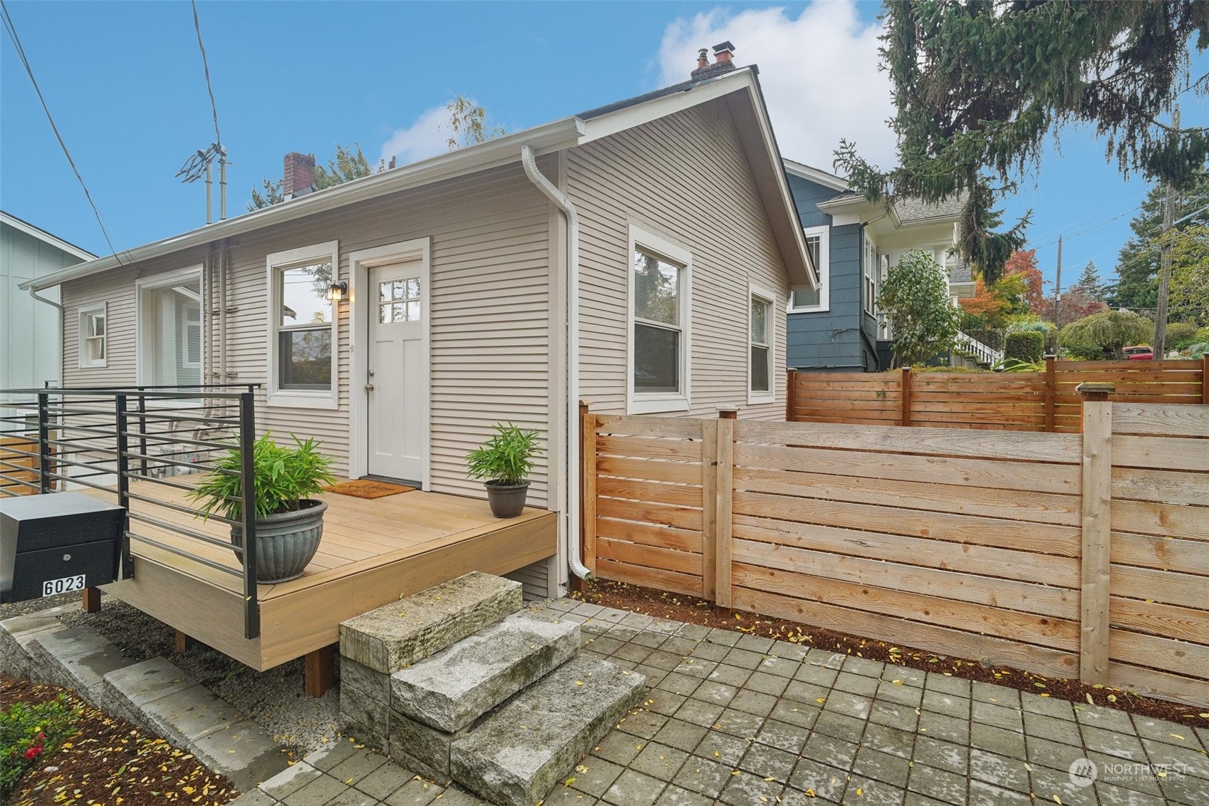 6023 28th Avenue NE Seattle WA 98115