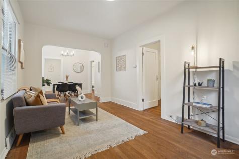 6023 28th Avenue NE Seattle WA 98115