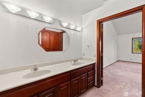 301 E Lila Westport WA 98595