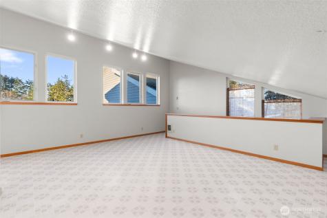 301 E Lila Westport WA 98595