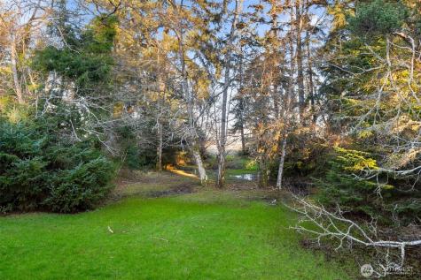 301 E Lila Westport WA 98595