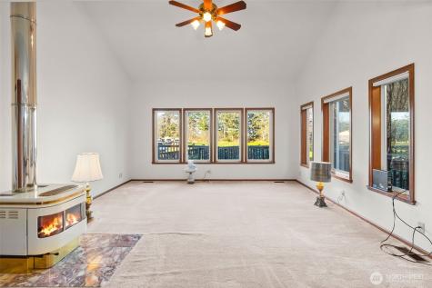 301 E Lila Westport WA 98595