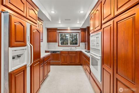 301 E Lila Westport WA 98595