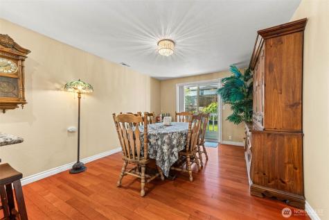 2512 S 361 Street Federal Way WA 98003