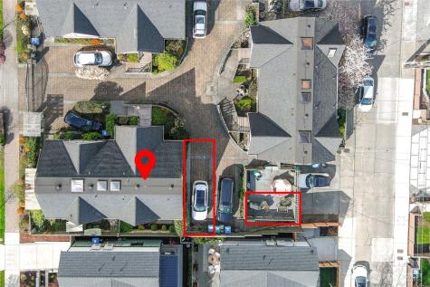 4418 Eastern Avenue N Seattle WA 98103