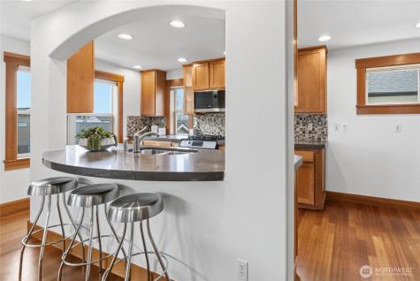 4418 Eastern Avenue N Seattle WA 98103