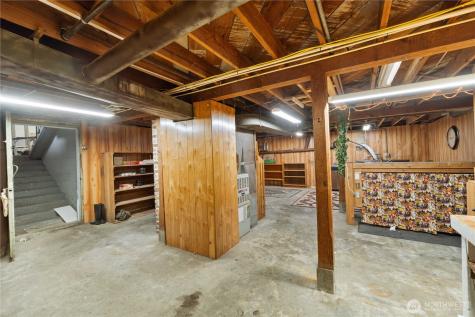 2814 Pioneer Way E Tacoma WA 98404