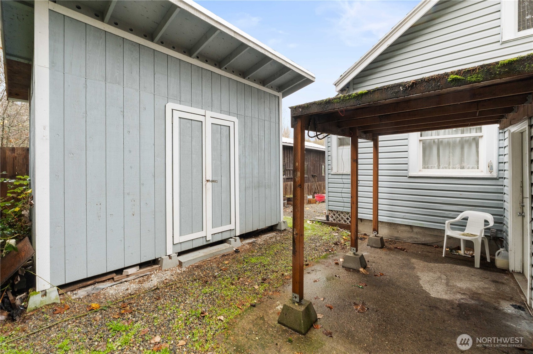2814 Pioneer Way E Tacoma WA 98404