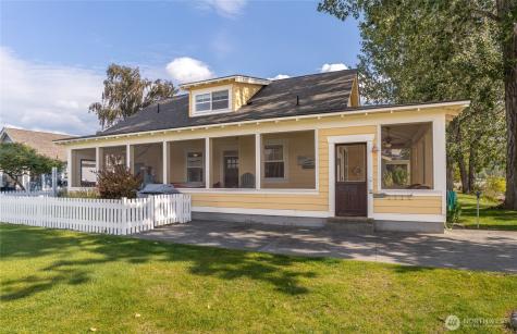 117 Barefoot Lane Oroville WA 98844