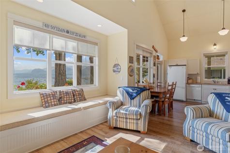 117 Barefoot Lane Oroville WA 98844