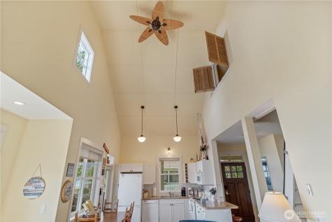 117 Barefoot Lane Oroville WA 98844