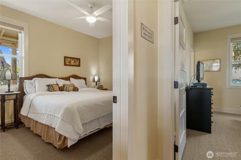 117 Barefoot Lane Oroville WA 98844