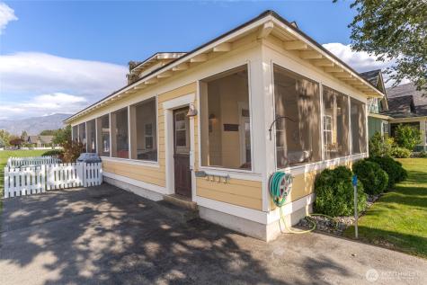 117 Barefoot Lane Oroville WA 98844