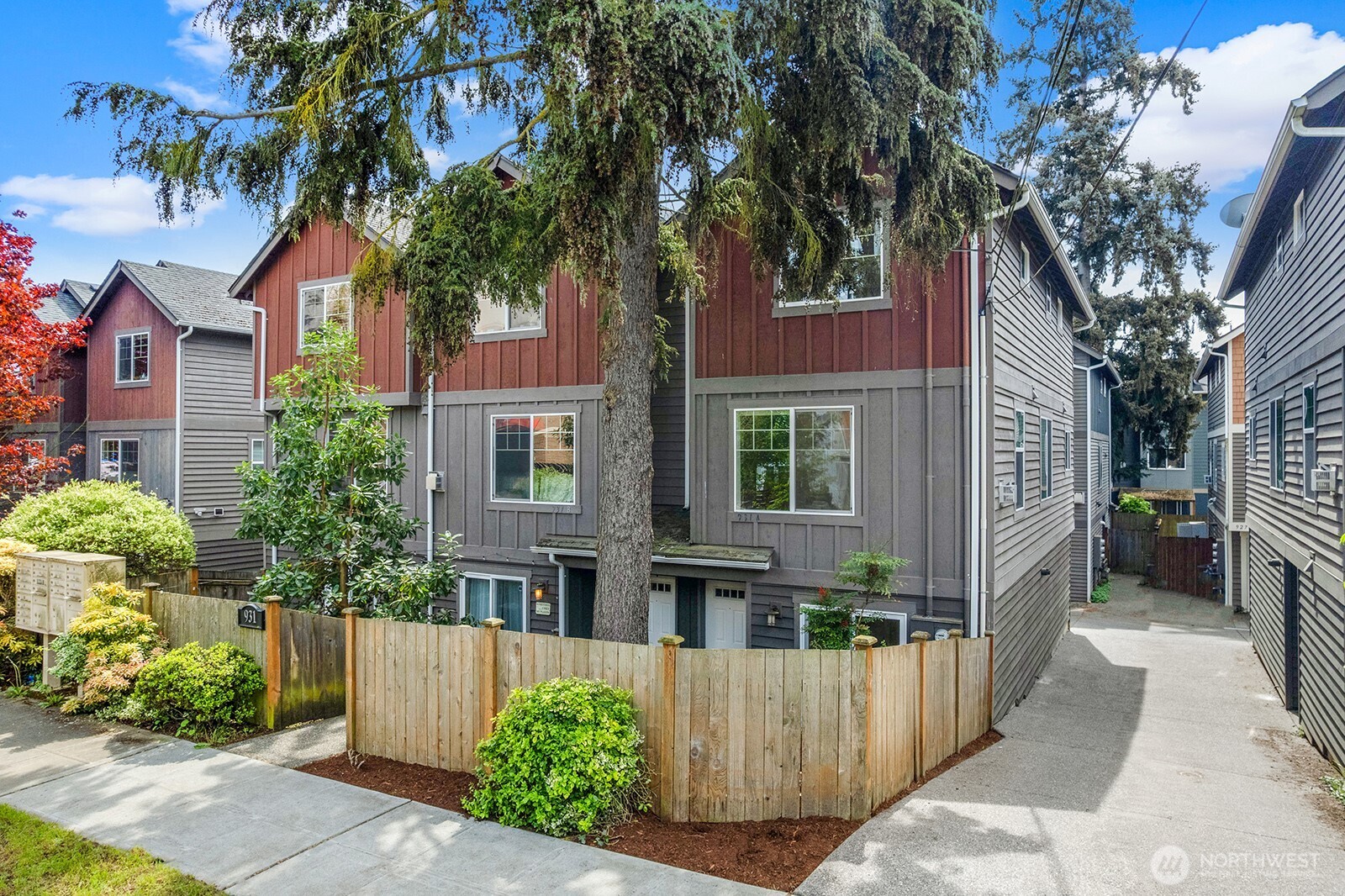 931 N 97th Street Seattle WA 98103
