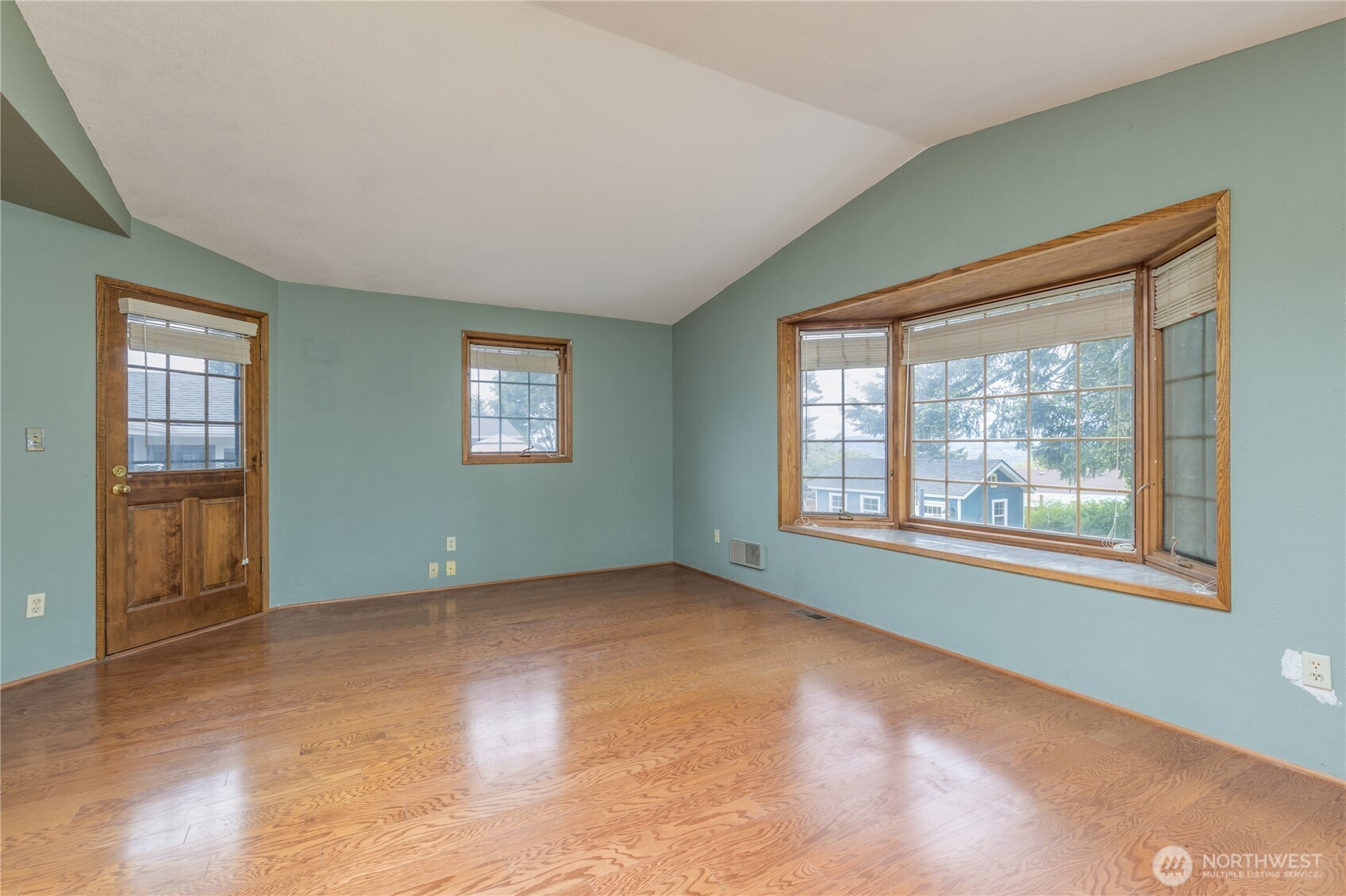 17946 48th Avenue S Seatac WA 98188