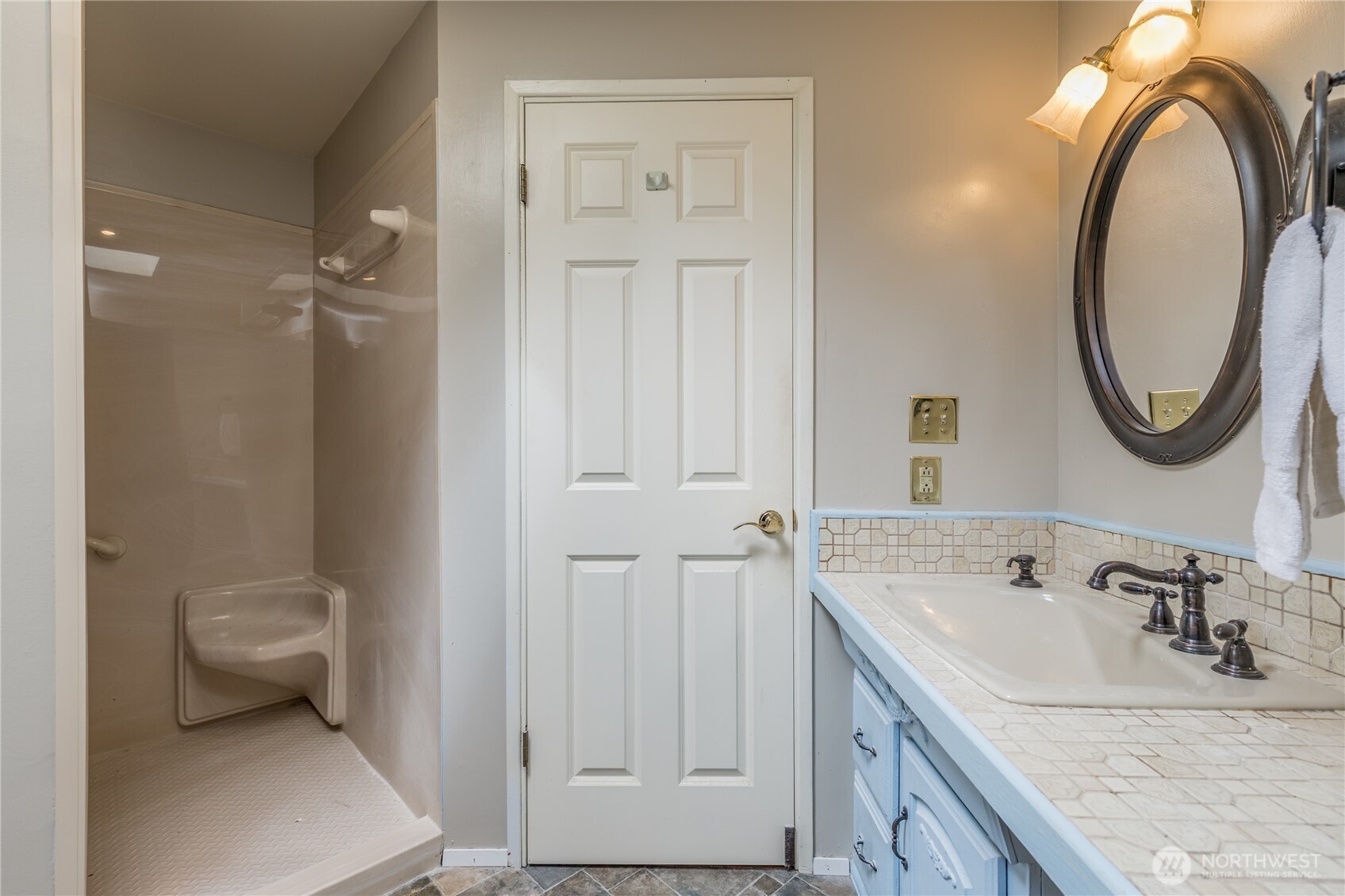 17946 48th Avenue S Seatac WA 98188