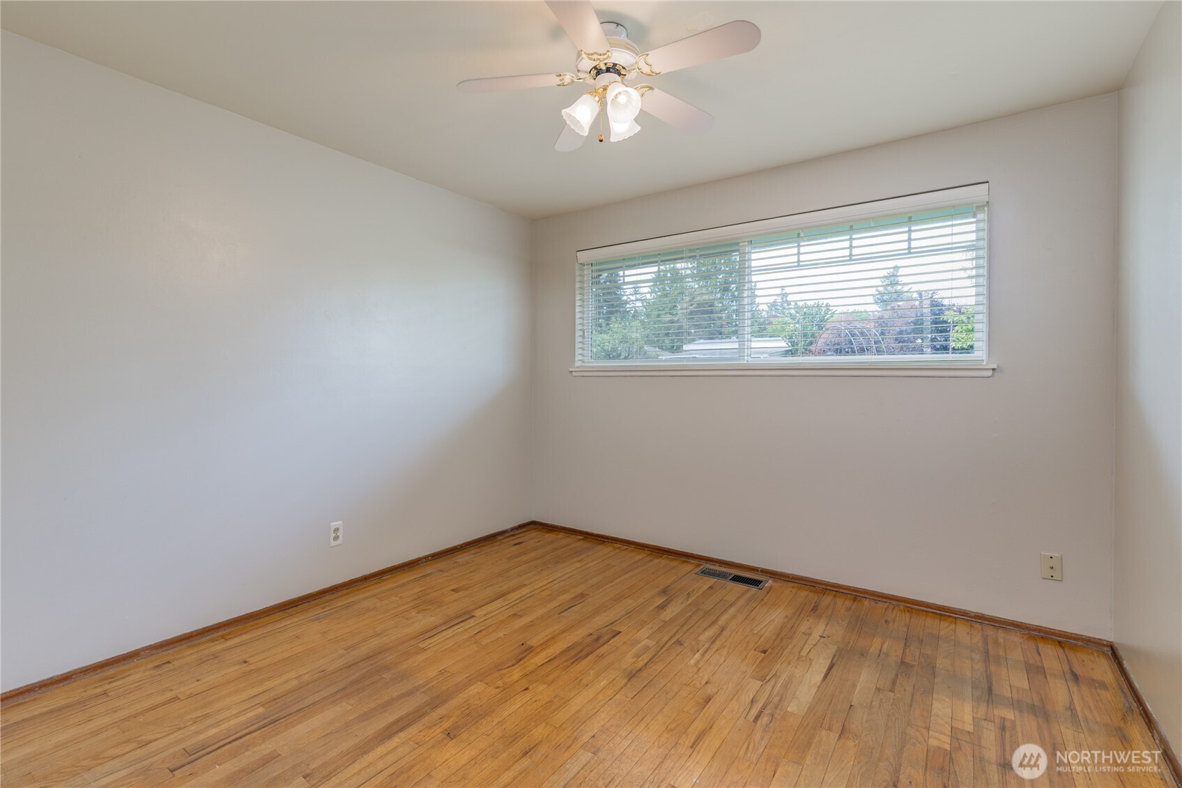 17946 48th Avenue S Seatac WA 98188