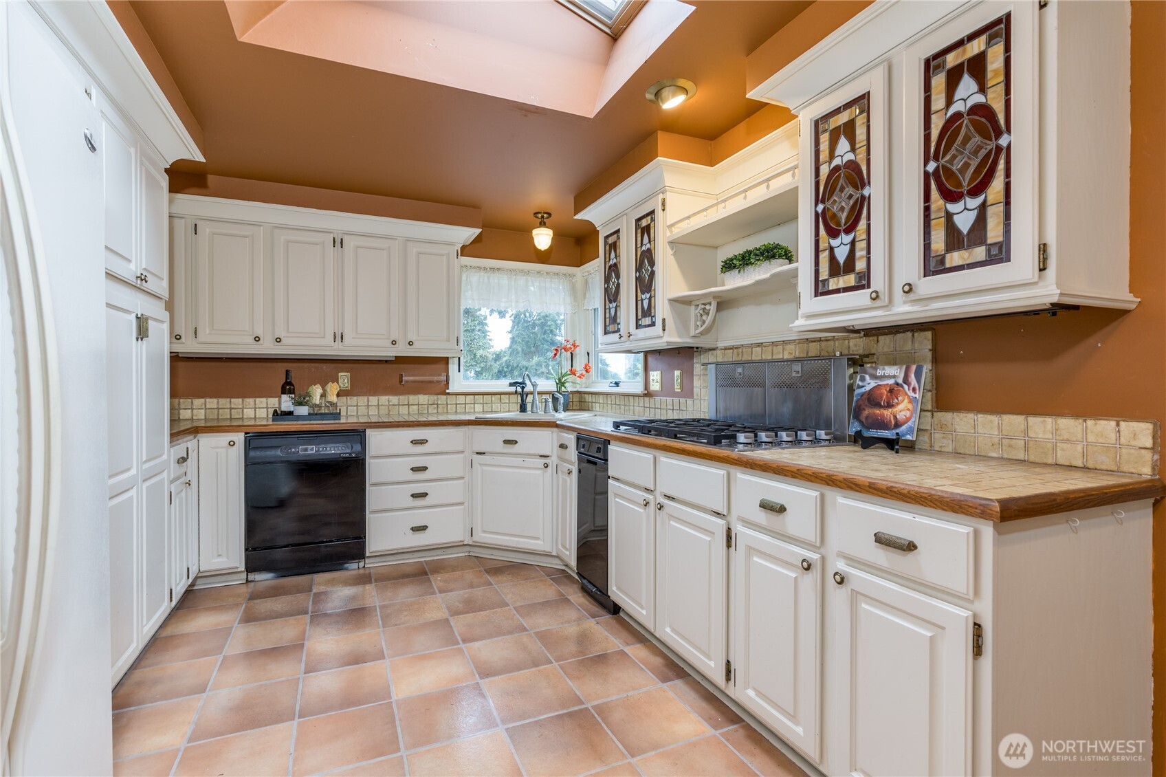 17946 48th Avenue S Seatac WA 98188