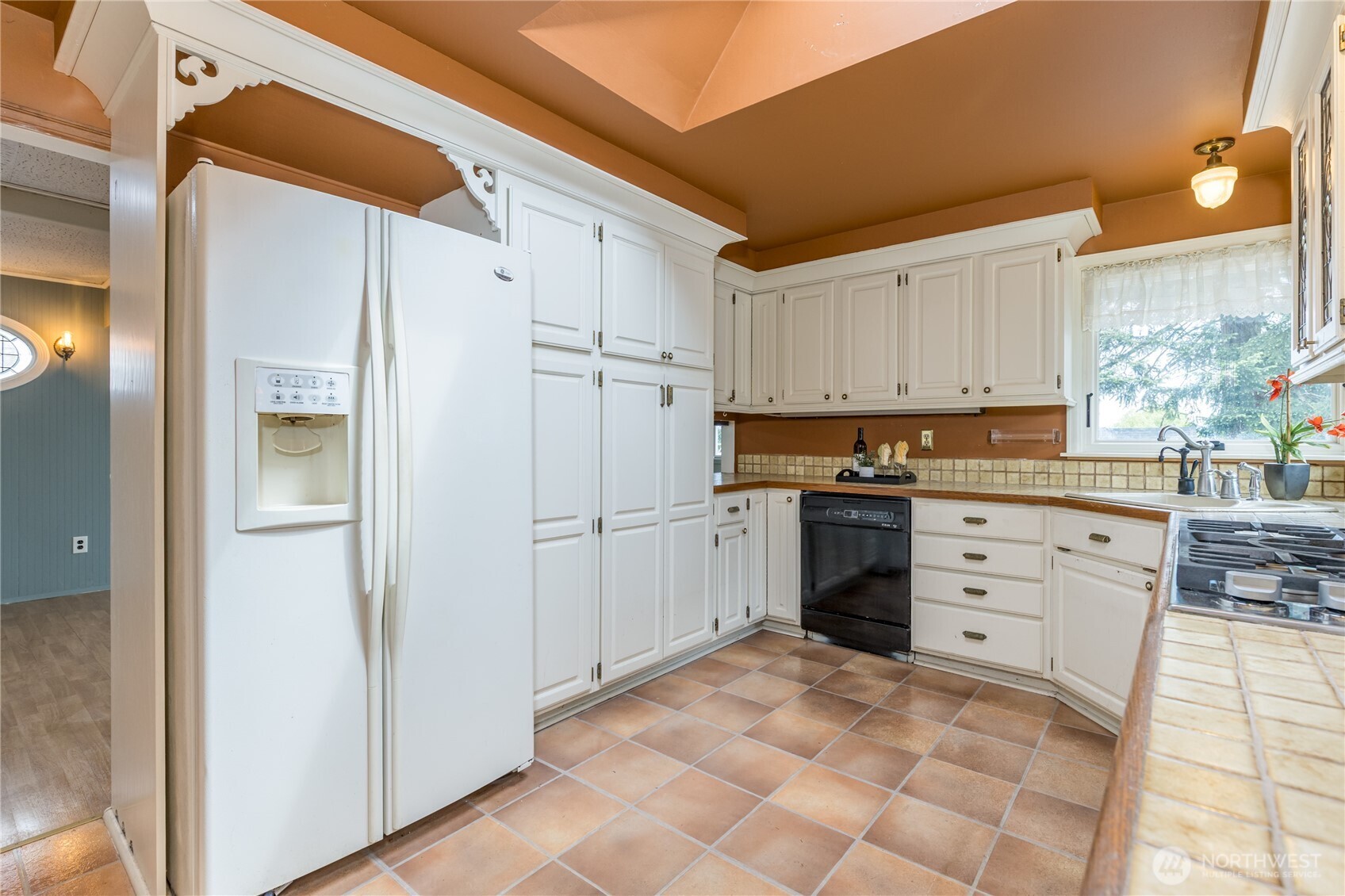 17946 48th Avenue S Seatac WA 98188