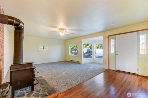 1926 Monroe Avenue Everett WA 98203