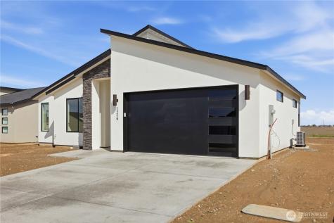 1134 E Mount Hood Street Othello WA 99344
