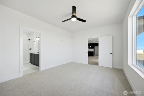 1134 E Mount Hood Street Othello WA 99344
