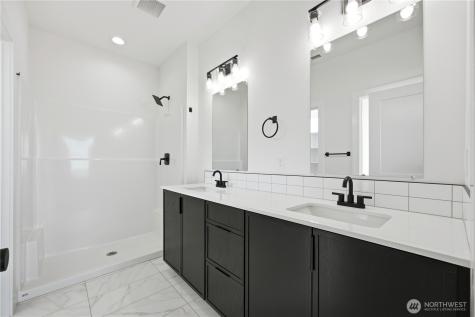 1134 E Mount Hood Street Othello WA 99344