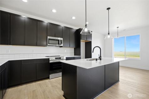 1134 E Mount Hood Street Othello WA 99344