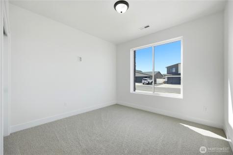 1134 E Mount Hood Street Othello WA 99344