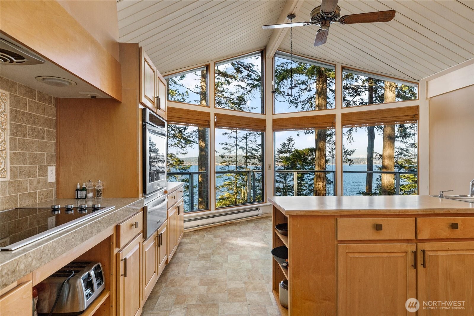 3155 Fox Spit Road Langley WA 98260