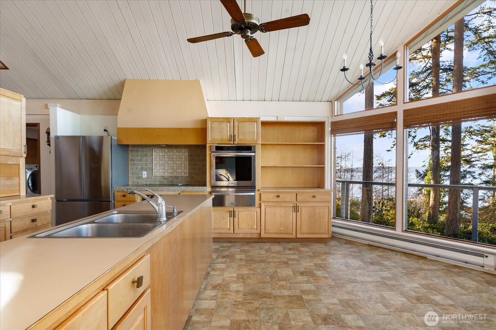 3155 Fox Spit Road Langley WA 98260