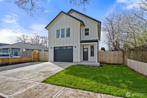 1209 S 6th Avenue Kelso WA 98626
