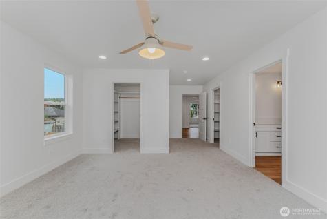 1209 S 6th Avenue Kelso WA 98626