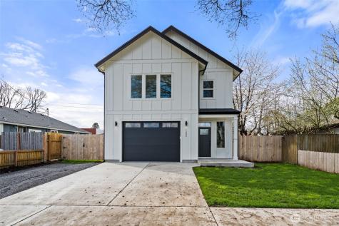 1209 S 6th Avenue Kelso WA 98626