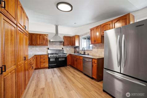 777 NE Camano Drive Camano Island WA 98282