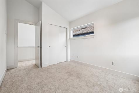 8128 Wolcott Avenue S Seattle WA 98118