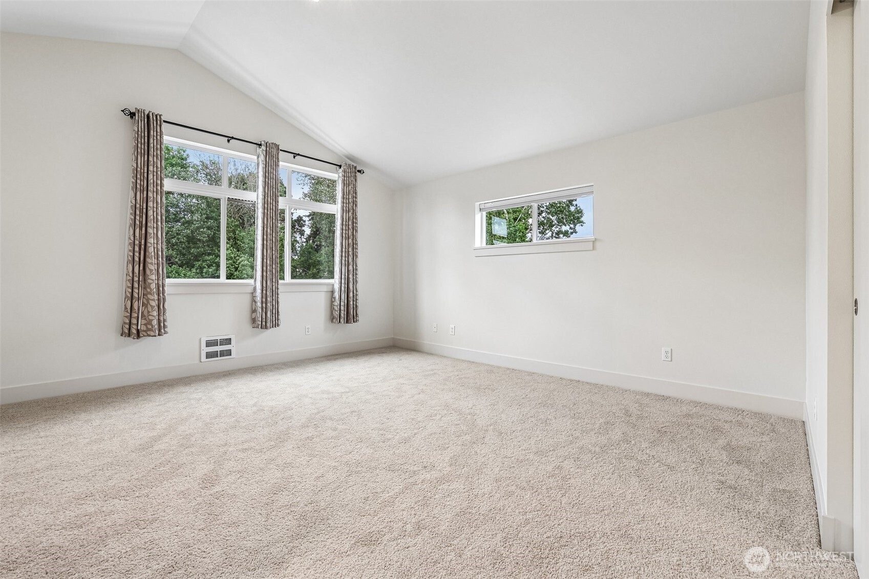 8128 Wolcott Avenue S Seattle WA 98118