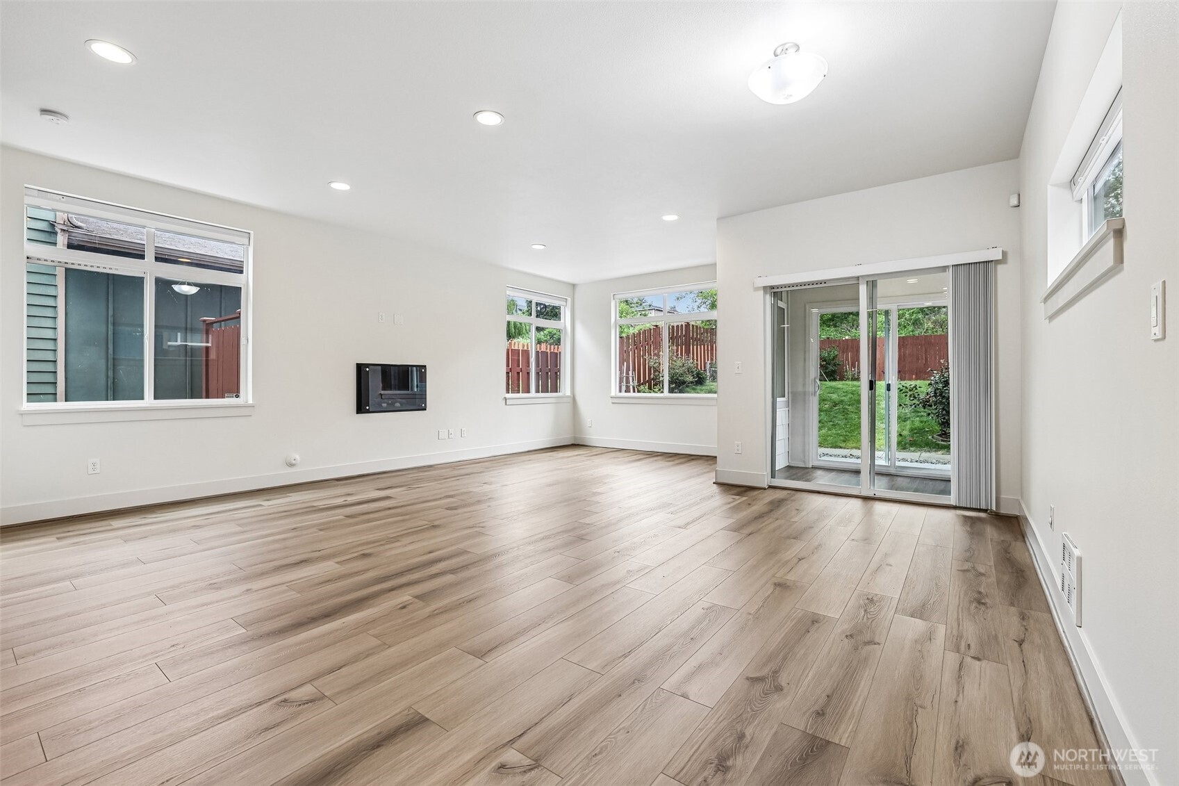 8128 Wolcott Avenue S Seattle WA 98118