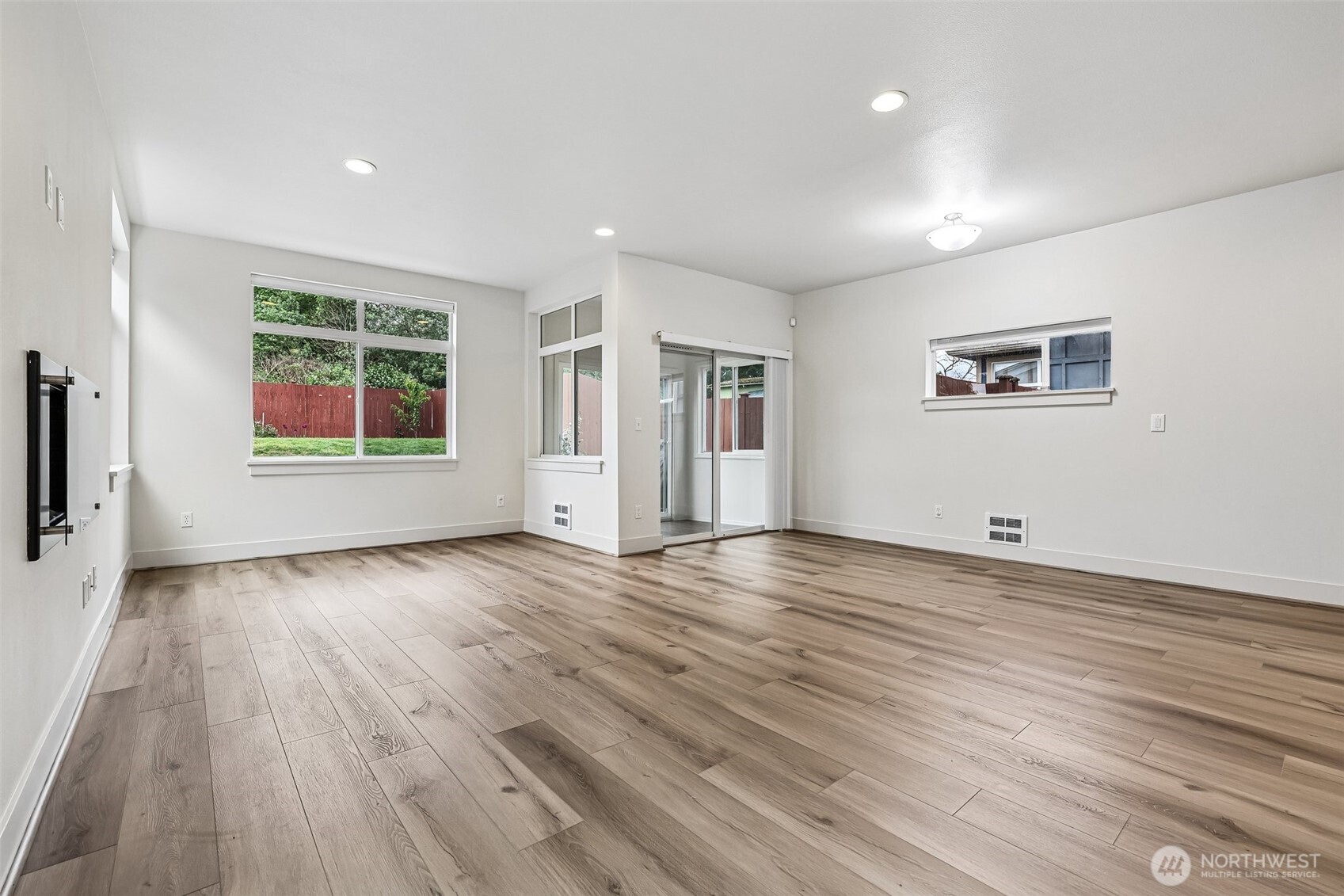8128 Wolcott Avenue S Seattle WA 98118