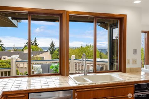 5303 143rd Avenue SE Bellevue WA 98006