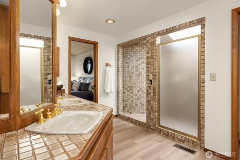 5303 143rd Avenue SE Bellevue WA 98006
