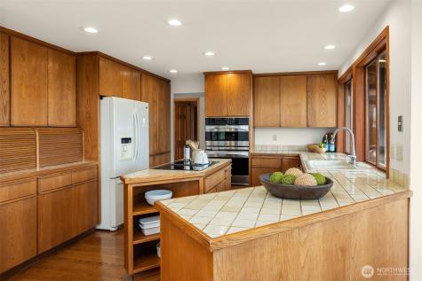 5303 143rd Avenue SE Bellevue WA 98006