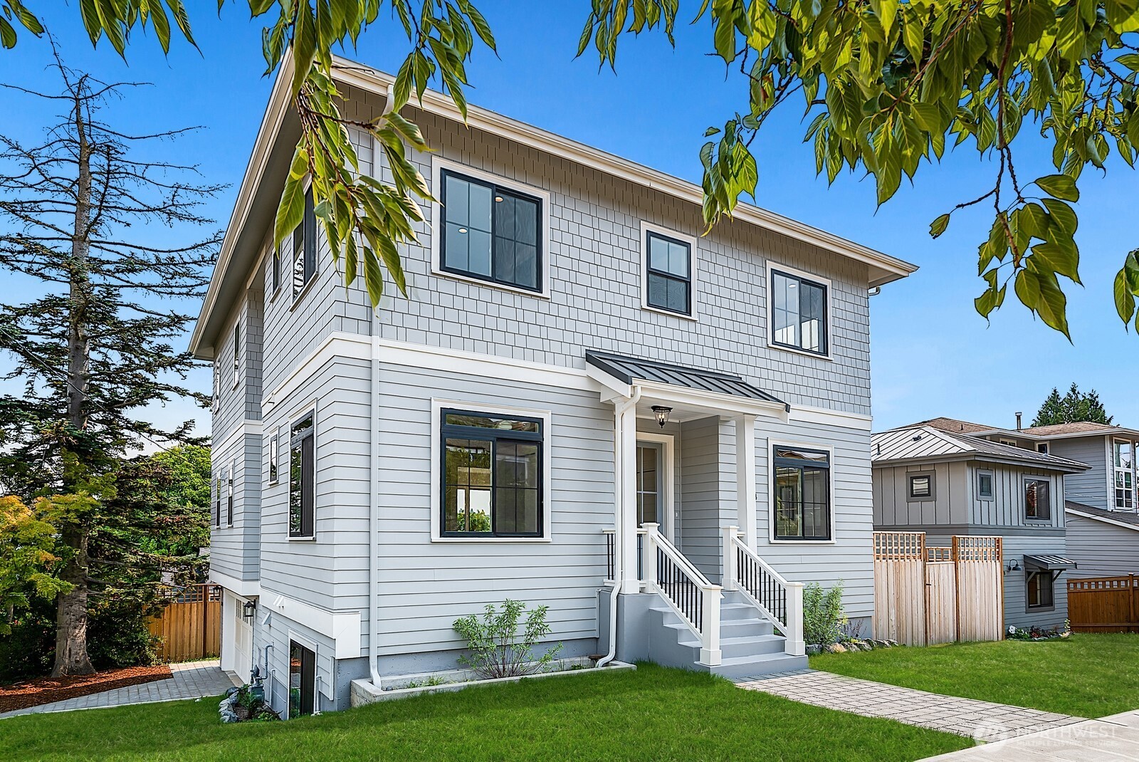 2114 26th Avenue W Seattle WA 98199
