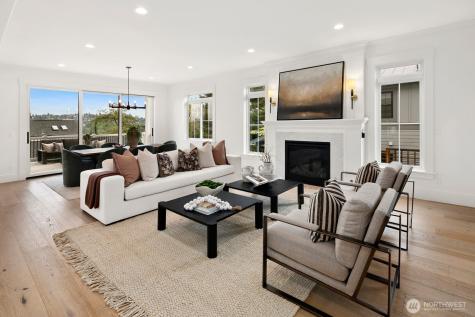 2114 26th Avenue W Seattle WA 98199